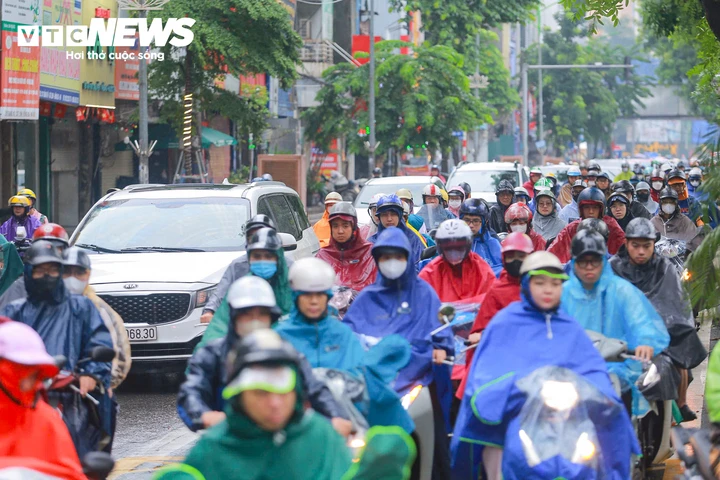 Hà Nội mở làn BRT, giao thông nút Láng Hạ - Giảng Võ thay đổi ra sao? Hà Nội mở làn BRT, giao thông nút Láng Hạ - Giảng Võ thay đổi ra sao?