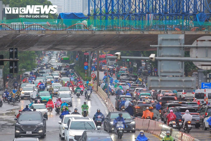 Hà Nội mở làn BRT, giao thông nút Láng Hạ - Giảng Võ thay đổi ra sao? Hà Nội mở làn BRT, giao thông nút Láng Hạ - Giảng Võ thay đổi ra sao?