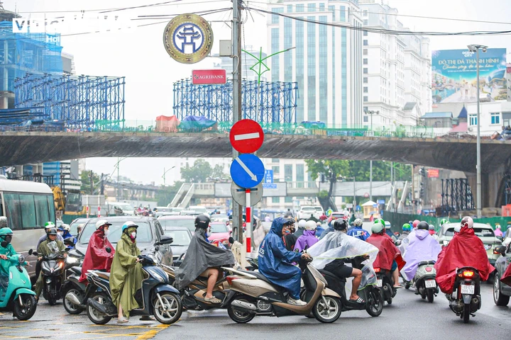 Hà Nội mở làn BRT, giao thông nút Láng Hạ - Giảng Võ thay đổi ra sao? Hà Nội mở làn BRT, giao thông nút Láng Hạ - Giảng Võ thay đổi ra sao?