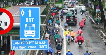 Hà Nội mở làn BRT, giao thông nút Láng Hạ - Giảng Võ thay đổi ra sao?