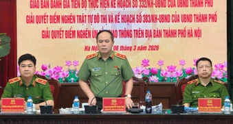 Hà Nội siết quản lý trật tự đô thị, chấm dứt tình trạng 'khoán trắng'