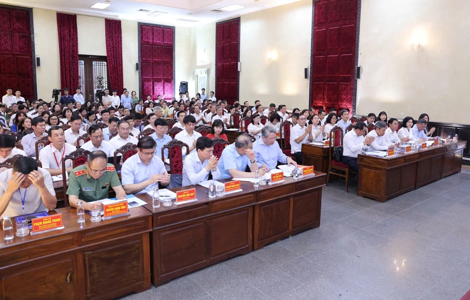 Hà Nội thiếu 1.000 trường học, dân tăng nhanh nhưng “không có đất để xây"