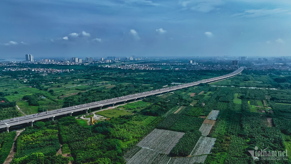 Hà Nội: Từ 'quay lưng ra sông' đến khát vọng kỳ tích sông Hồng Hà Nội: Từ 'quay lưng ra sông' đến khát vọng kỳ tích sông Hồng