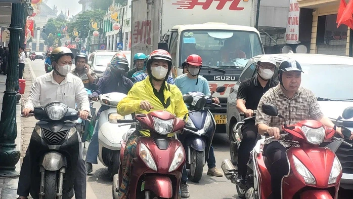 Hà Nội và TPHCM sẽ kiểm định khí thải xe máy từ 1-7-2027 Hà Nội và TPHCM sẽ kiểm định khí thải xe máy từ 1-7-2027