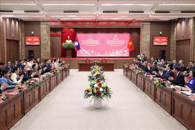 Hà Nội và Viêng Chăn thúc đẩy hợp tác toàn diện giai đoạn mới Hà Nội và Viêng Chăn thúc đẩy hợp tác toàn diện giai đoạn mới
