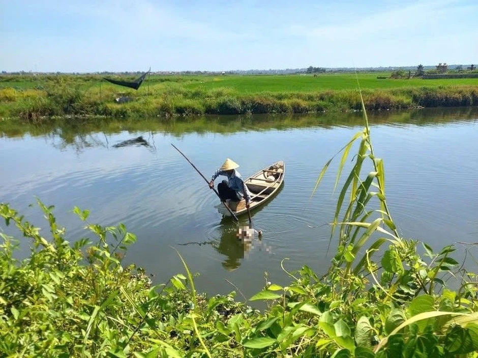 Hai mẹ con mắc bệnh tâm thần tử vong thương tâm dưới sông tại Quảng Điền Hai mẹ con mắc bệnh tâm thần tử vong thương tâm dưới sông tại Quảng Điền