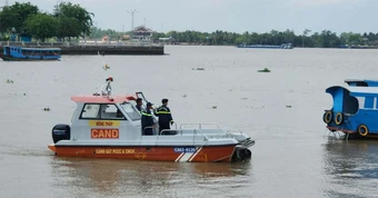 Hai người mất tích sông Tiền sau buổi tiệc sinh nhật trên tàu du lịch