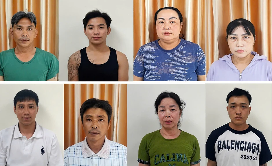 Hai nhóm họ hàng hỗn chiến, giao thông ùn tắc Hai nhóm họ hàng hỗn chiến, giao thông ùn tắc