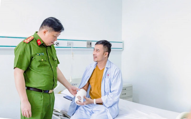 Hải Phòng: Hai cán bộ Công an bị thương khi làm nhiệm vụ