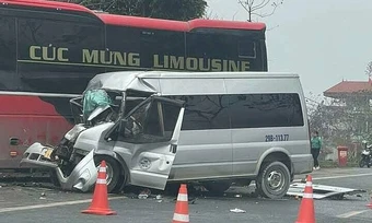 Hai xe khách va chạm, một người tử vong