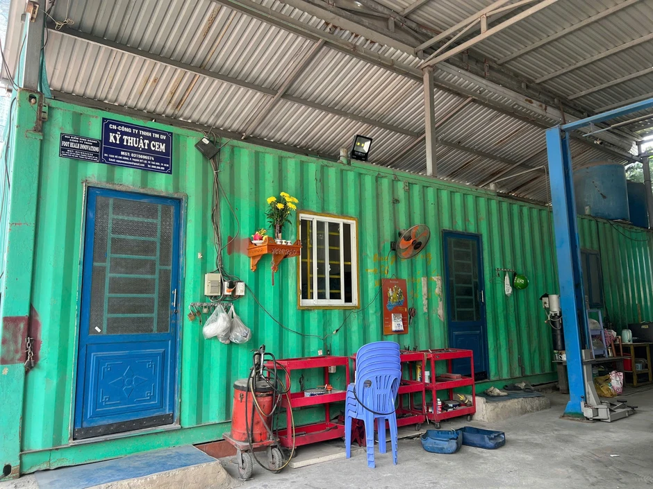 Hàng loạt vi phạm tại các bãi xe tự phát, phường Cát Lái ra quân xử lý Hàng loạt vi phạm tại các bãi xe tự phát, phường Cát Lái ra quân xử lý