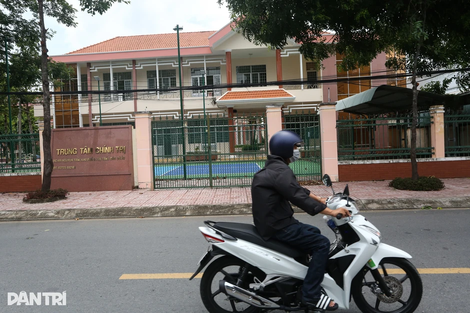 Hàng trăm cơ sở nhà, đất công dôi dư ở Tây Ninh chưa được khai thác Hàng trăm cơ sở nhà, đất công dôi dư ở Tây Ninh chưa được khai thác