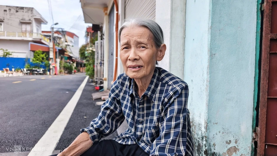 Hành trình chiếc nhẫn vàng trở về với cán bộ đi B sau 60 năm Hành trình chiếc nhẫn vàng trở về với cán bộ đi B sau 60 năm