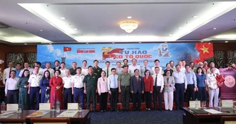 Hành trình phụng sự Tổ quốc