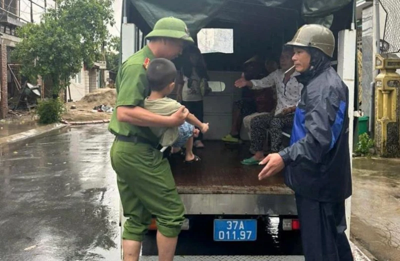 Hãy tỉnh táo trước những thông tin sai lệch, quy chụp trên mạng xã hội Hãy tỉnh táo trước những thông tin sai lệch, quy chụp trên mạng xã hội