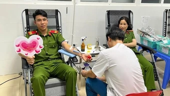 Hiến máu kịp thời cứu bệnh nhân qua cơn nguy kịch