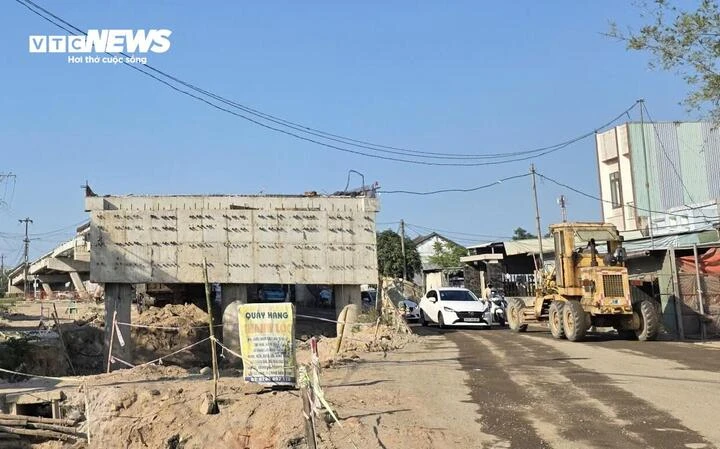 Hiện trạng dự án hơn 1.800 tỷ vừa nhận 'tối hậu thư' của Chủ tịch Đà Nẵng Hiện trạng dự án hơn 1.800 tỷ vừa nhận 'tối hậu thư' của Chủ tịch Đà Nẵng