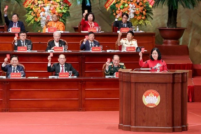 Hiệp thương cử 397 vị tham gia Ủy ban Trung ương MTTQ Việt Nam khóa XI Hiệp thương cử 397 vị tham gia Ủy ban Trung ương MTTQ Việt Nam khóa XI