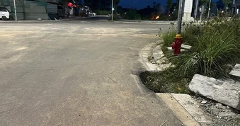 Hố sâu tái định cư gây nguy hiểm tại khu đô thị mới Thuận An