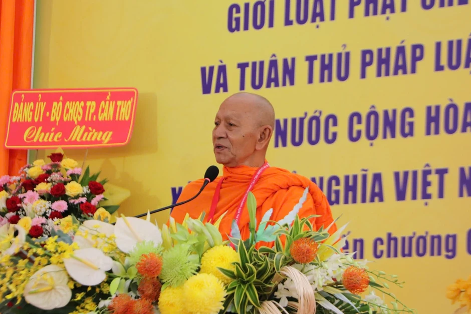 Hòa thượng Ðào Như được suy cử làm Trưởng Ban Trị sự GHPGVN TP. Cần Thơ Hòa thượng Ðào Như được suy cử làm Trưởng Ban Trị sự GHPGVN TP. Cần Thơ