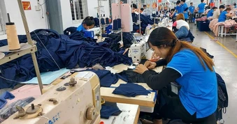 Hoán đổi ngày nghỉ dịp Giỗ Tổ Hùng Vương, 30-4 sao mới đúng quy định?