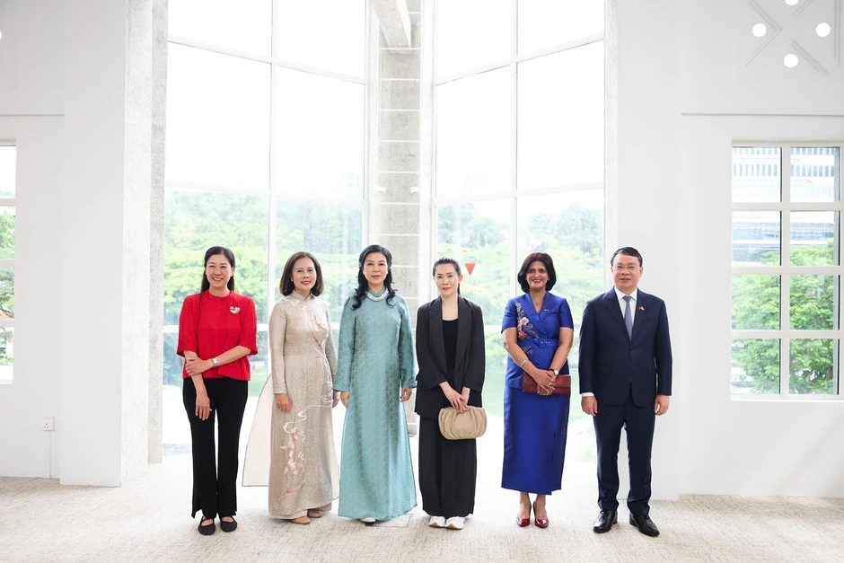 Hoạt động của Phu nhân Tổng Bí thư, Chủ tịch nước Tô Lâm tại Singapore Hoạt động của Phu nhân Tổng Bí thư, Chủ tịch nước Tô Lâm tại Singapore