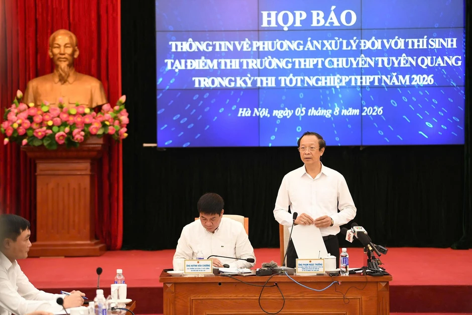 Học sinh Chuyên Tuyên Quang đăng ký xét tuyển vào những trường đại học nào? Học sinh Chuyên Tuyên Quang đăng ký xét tuyển vào những trường đại học nào?