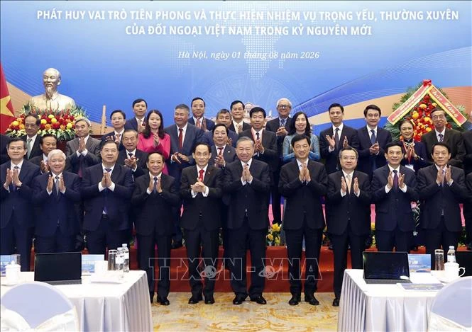 Hội nghị Ngoại giao 33: Bảo đảm cao nhất lợi ích quốc gia, dân tộc Hội nghị Ngoại giao 33: Bảo đảm cao nhất lợi ích quốc gia, dân tộc