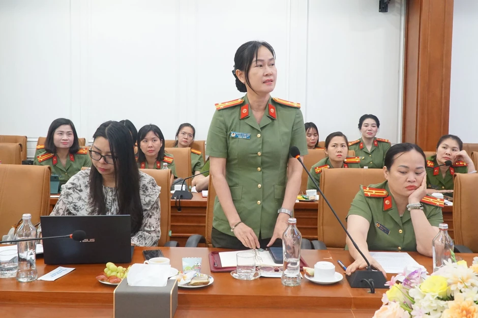 Hội phụ nữ Công an nhân dân triển khai các mặt công tác, gắn với nhiệm vụ chính trị Hội phụ nữ Công an nhân dân triển khai các mặt công tác, gắn với nhiệm vụ chính trị