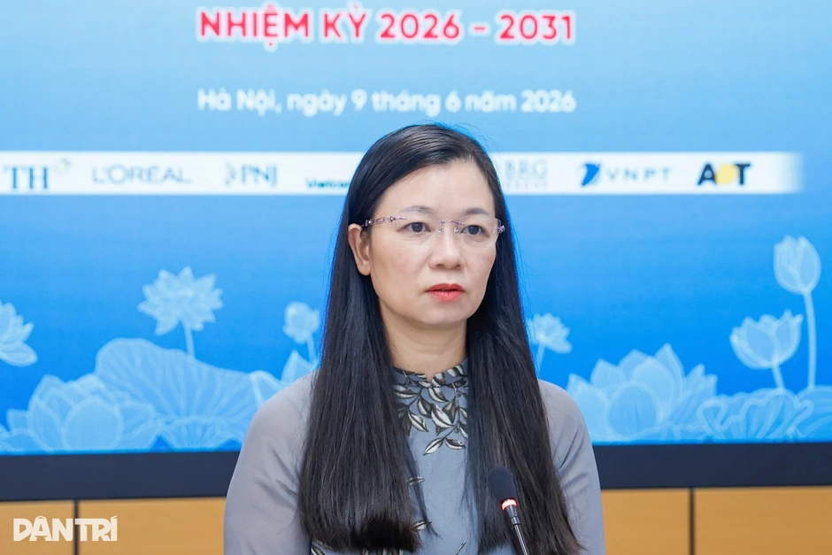 Hội Phụ nữ vận động các gia đình sinh đủ 2 con Hội Phụ nữ vận động các gia đình sinh đủ 2 con