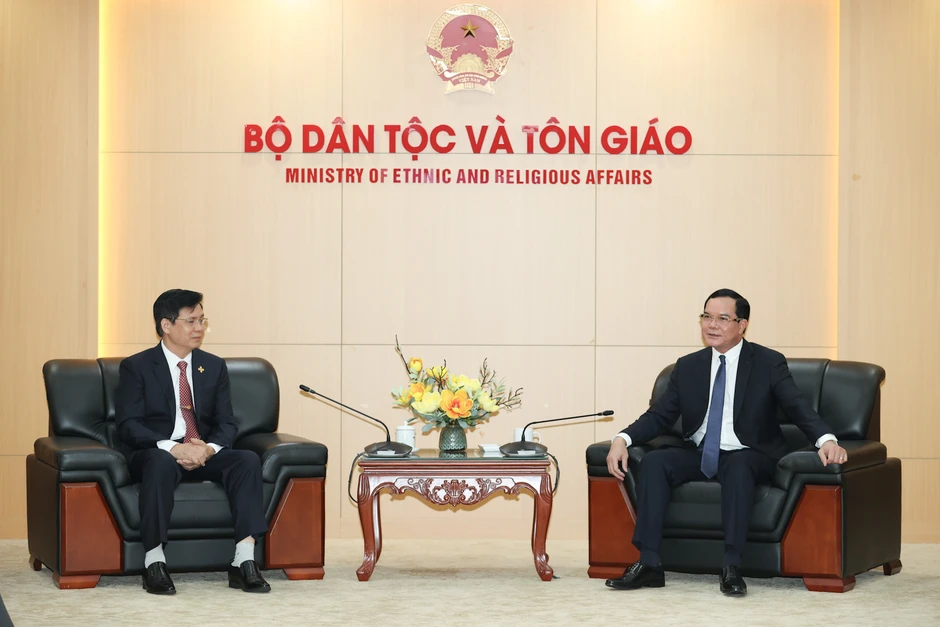 Hội thánh Tin Lành Việt Nam (miền Bắc) góp sức vì khát vọng phát triển Việt Nam Hội thánh Tin Lành Việt Nam (miền Bắc) góp sức vì khát vọng phát triển Việt Nam