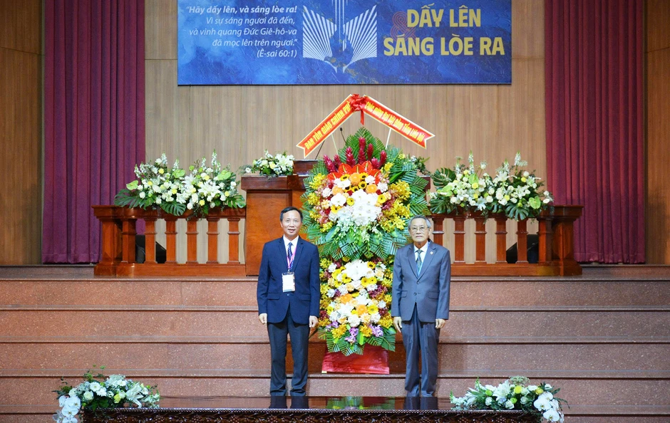 Hội thánh Tin Lành Việt Nam (miền Nam) tiếp tục gắn bó, đồng hành cùng dân tộc Hội thánh Tin Lành Việt Nam (miền Nam) tiếp tục gắn bó, đồng hành cùng dân tộc