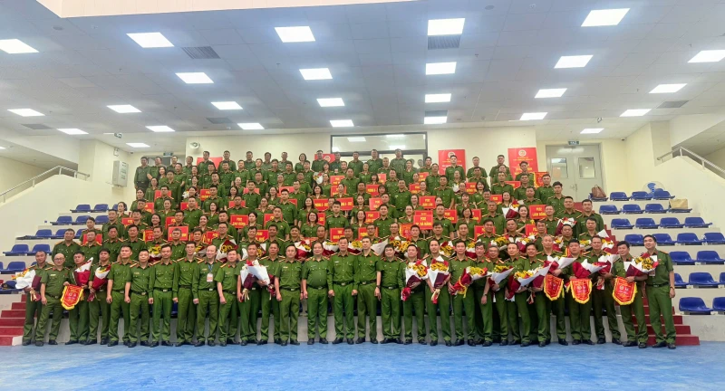 Hội thi bắn súng quân dụng trong lực lượng Cảnh sát hình sự Hội thi bắn súng quân dụng trong lực lượng Cảnh sát hình sự