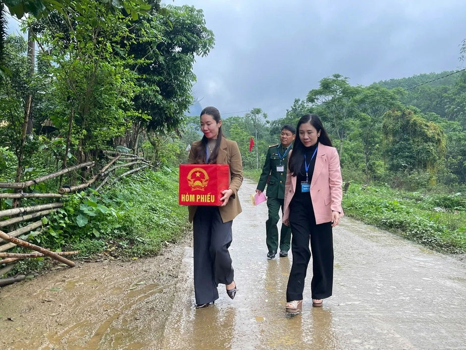 Hơn 1,1 triệu cử tri Quảng Trị nô nức tham gia bầu cử Hơn 1,1 triệu cử tri Quảng Trị nô nức tham gia bầu cử