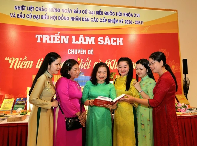 Hơn 140 tư liệu quý về bầu cử được giới thiệu tại Cần Thơ Hơn 140 tư liệu quý về bầu cử được giới thiệu tại Cần Thơ
