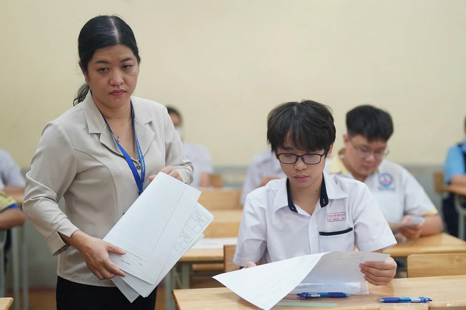 Hơn 151 nghìn thí sinh TPHCM thi vào lớp 10 lớn nhất từ trước tới nay Hơn 151 nghìn thí sinh TPHCM thi vào lớp 10 lớn nhất từ trước tới nay