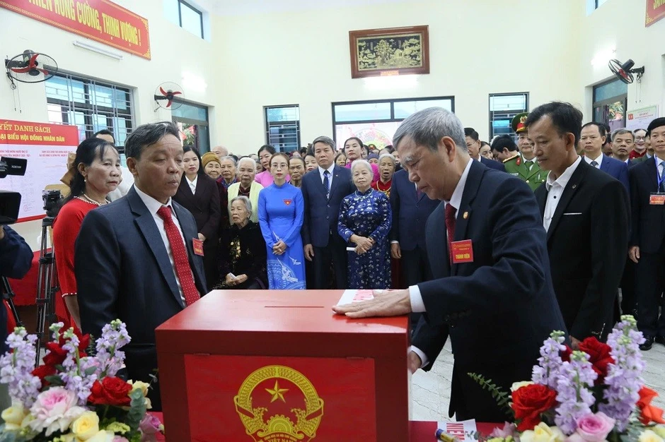 Hơn 2,5 triệu cử tri Hưng Yên nô nức đi bầu cử