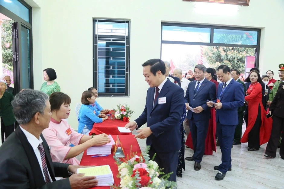Hơn 2,5 triệu cử tri Hưng Yên nô nức đi bầu cử
