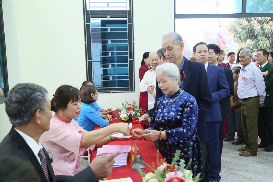 Hơn 2,5 triệu cử tri Hưng Yên nô nức đi bầu cử