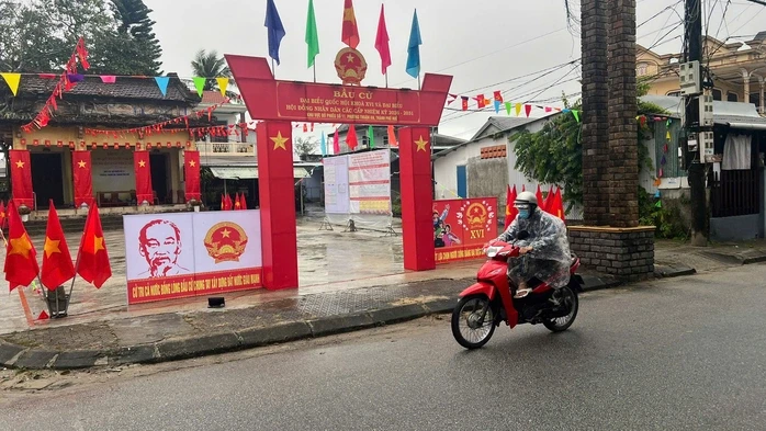 Huế đang mưa lạnh, đến ngày bầu cử thời tiết như thế nào?