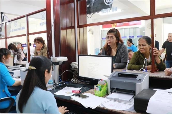 Hướng dẫn đánh giá định kỳ hằng quý đối với cán bộ lãnh đạo, quản lý các cấp Hướng dẫn đánh giá định kỳ hằng quý đối với cán bộ lãnh đạo, quản lý các cấp