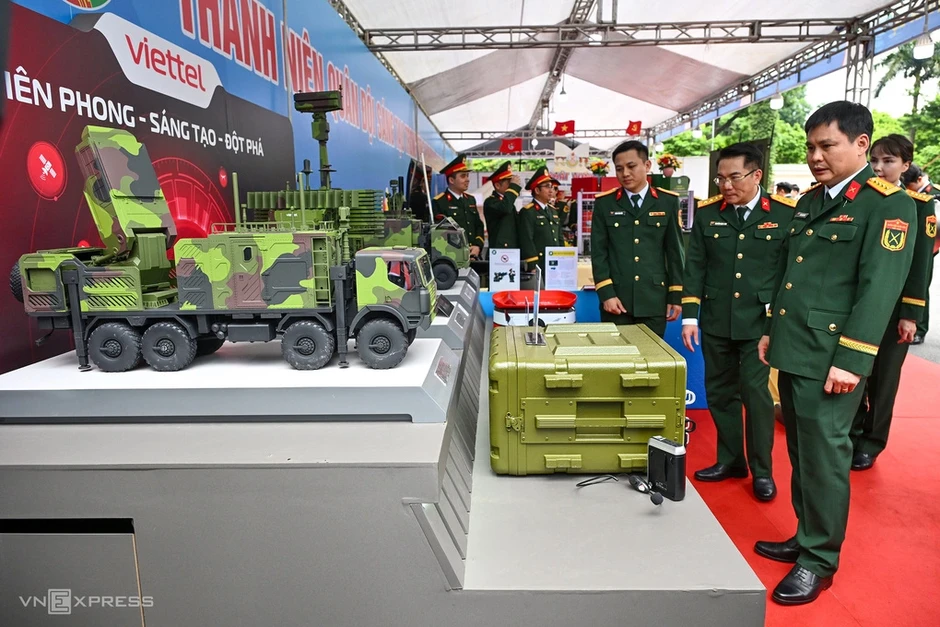 Kỹ sư Al, giảng viên quân sự giành giải thưởng sáng tạo trẻ toàn quân Kỹ sư Al, giảng viên quân sự giành giải thưởng sáng tạo trẻ toàn quân