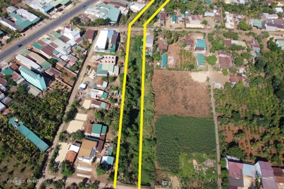 Kênh 20 tỷ bỏ hoang, địa phương xin thêm 50 tỷ để xử lý Kênh 20 tỷ bỏ hoang, địa phương xin thêm 50 tỷ để xử lý