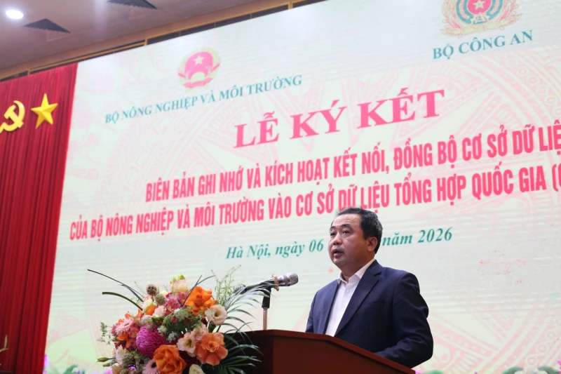 Kết nối, đồng bộ dữ liệu trong lĩnh vực nông nghiệp và môi trường Kết nối, đồng bộ dữ liệu trong lĩnh vực nông nghiệp và môi trường