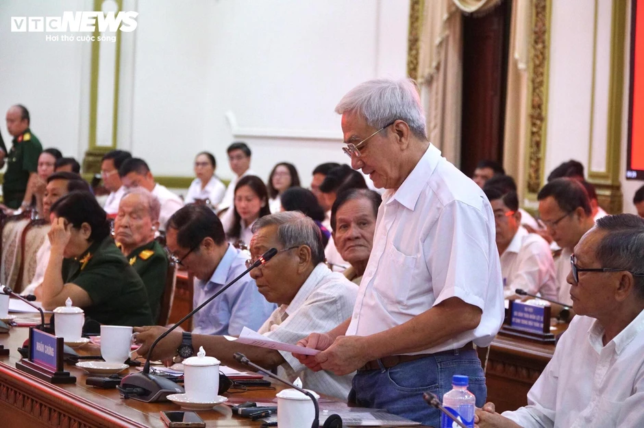 Khả năng có 900 hài cốt liệt sĩ tại Công viên Lê Thị Riêng chưa được khai quật Khả năng có 900 hài cốt liệt sĩ tại Công viên Lê Thị Riêng chưa được khai quật