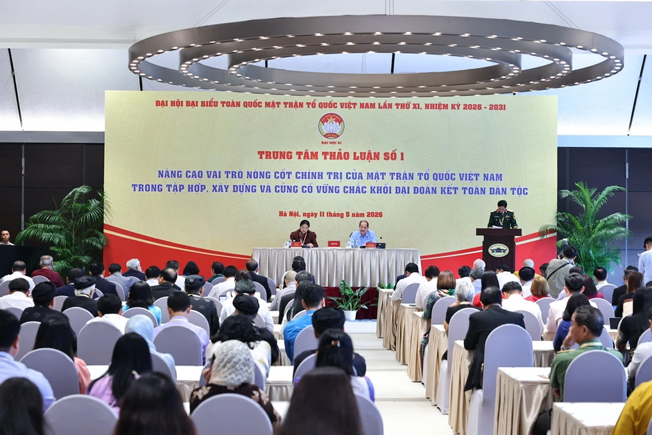 Khai mạc phiên làm việc đầu tiên Đại hội MTTQ Việt Nam lần thứ XI Khai mạc phiên làm việc đầu tiên Đại hội MTTQ Việt Nam lần thứ XI