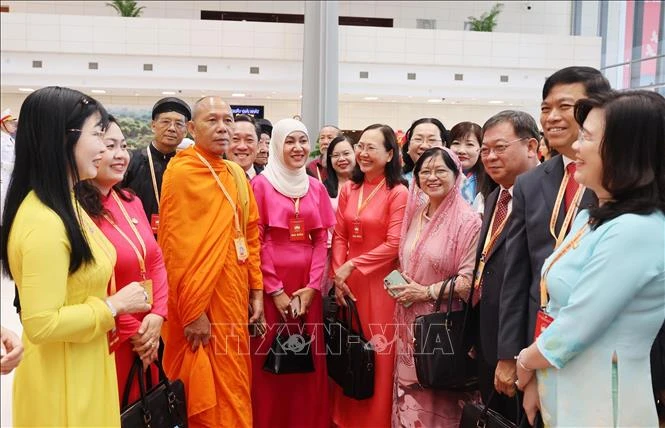 Khai mạc trọng thể Đại hội đại biểu toàn quốc MTTQ Việt Nam lần thứ XI Khai mạc trọng thể Đại hội đại biểu toàn quốc MTTQ Việt Nam lần thứ XI