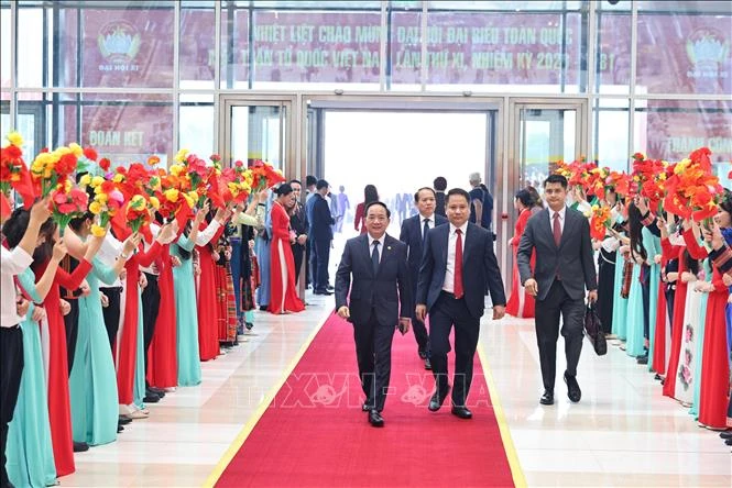 Khai mạc trọng thể Đại hội đại biểu toàn quốc MTTQ Việt Nam lần thứ XI Khai mạc trọng thể Đại hội đại biểu toàn quốc MTTQ Việt Nam lần thứ XI