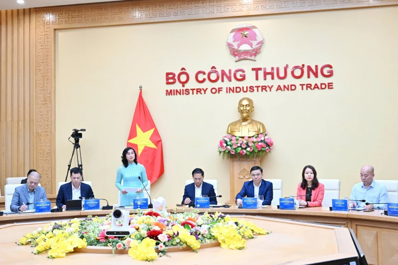 Khai trương nền tảng số về phát triển thị trường nước ngoài Khai trương nền tảng số về phát triển thị trường nước ngoài