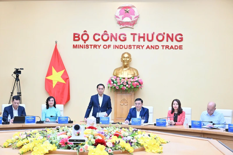 Khai trương nền tảng số về phát triển thị trường nước ngoài Khai trương nền tảng số về phát triển thị trường nước ngoài